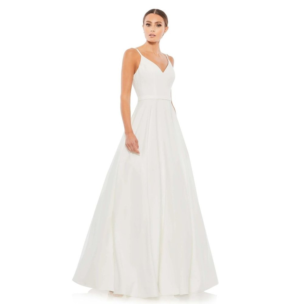 IEENA Mac Duggal Dress Classic A-Line V-Neck Ballgown White 4